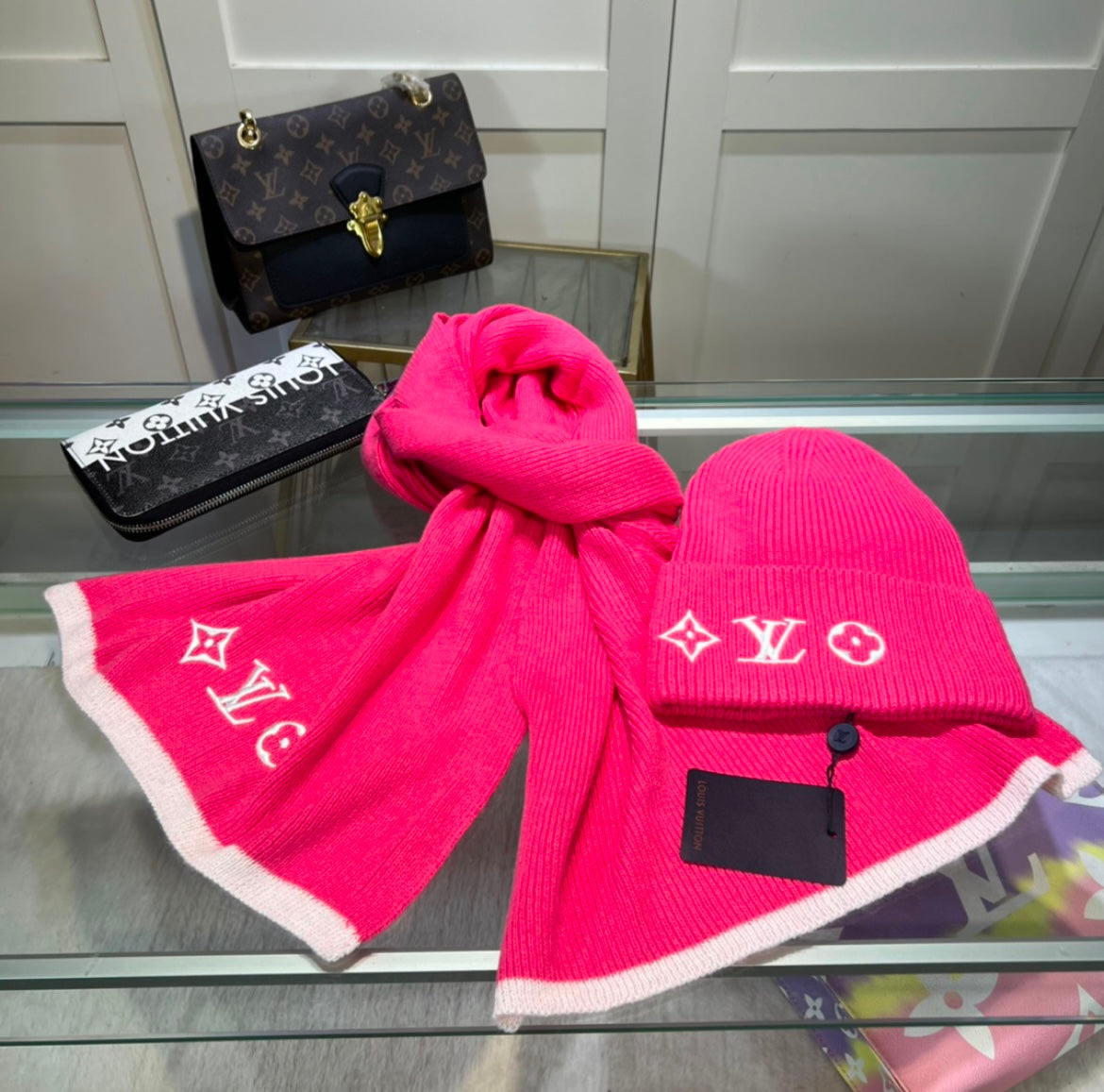 LV COLLECTION