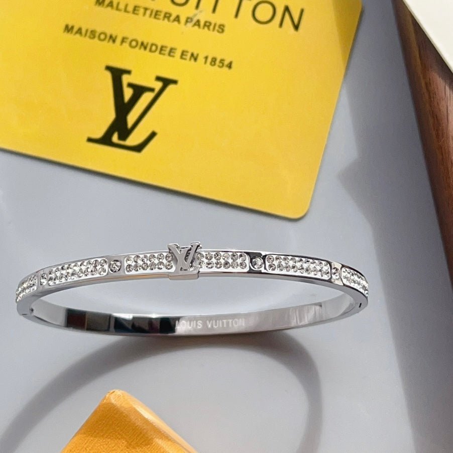 LV BRACELET