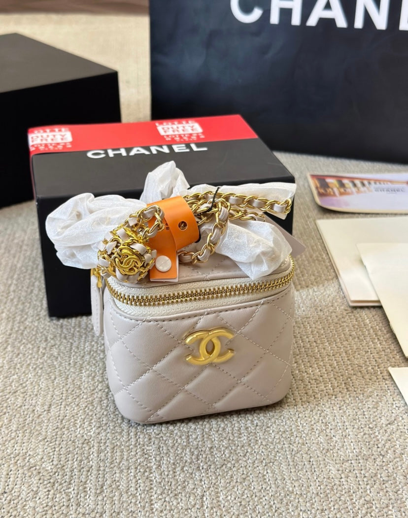 CHANEL MINI BAG