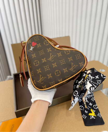 LV PURSE