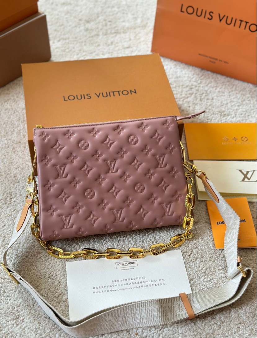 LV PURSE