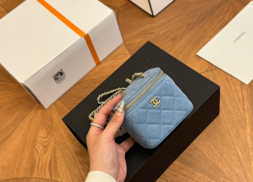 CHANEL MINI BAG