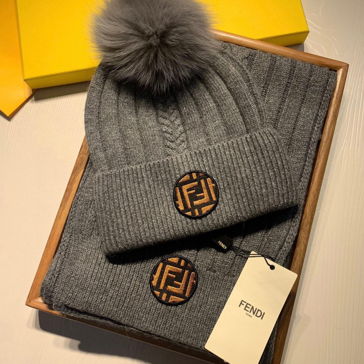 FENDI BEANIE & SCARF SETS