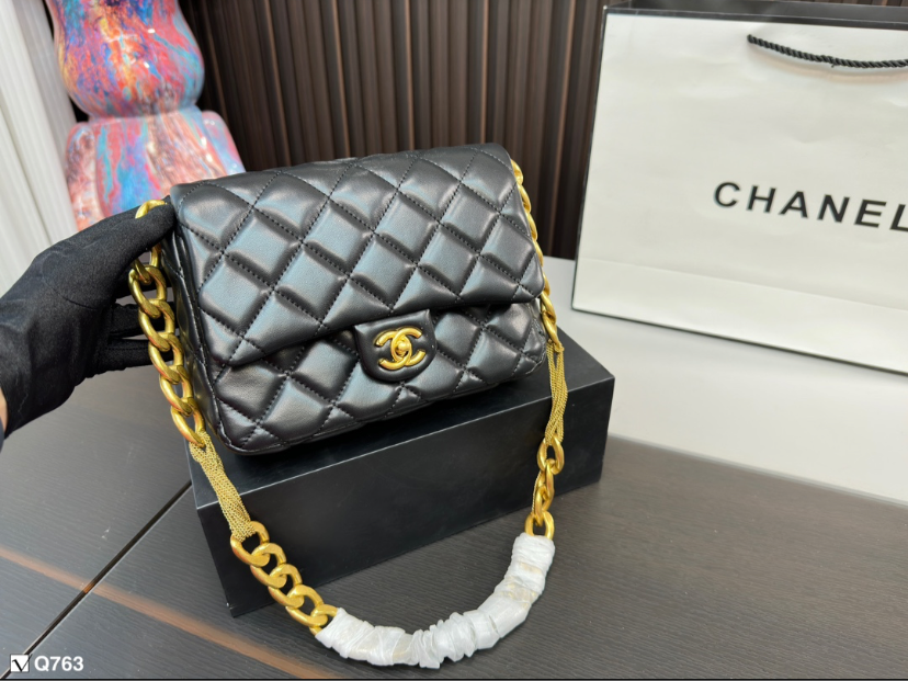 CHANEL BAG