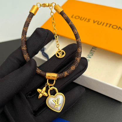 LV BRACELET