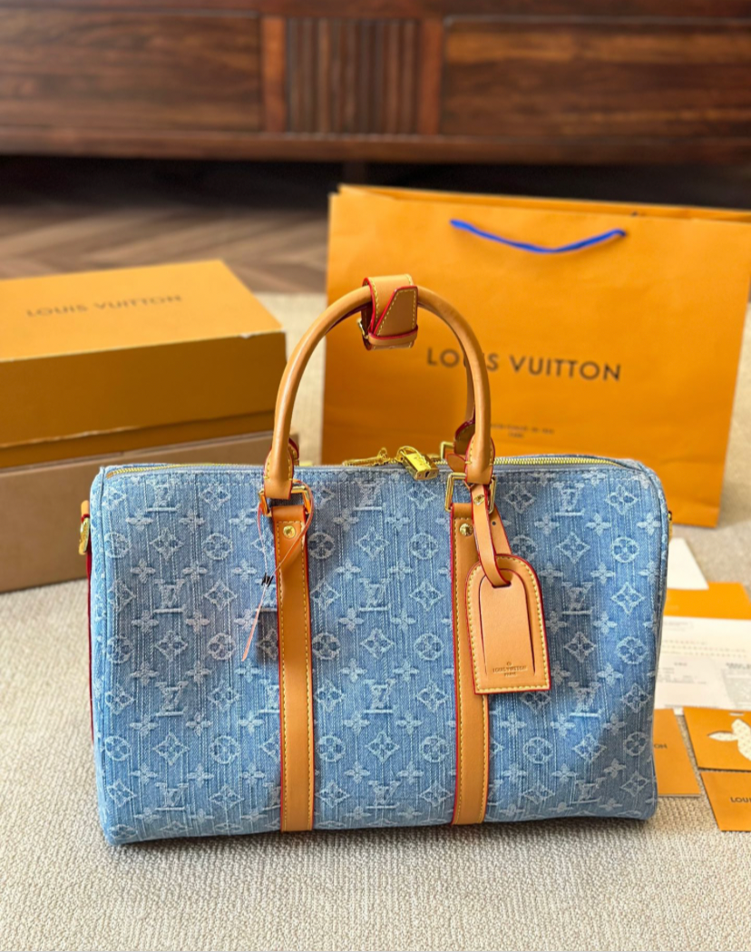 LV DUFFLE BAG