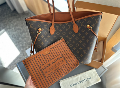 LV PURSE