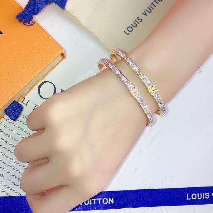 LV BRACELET