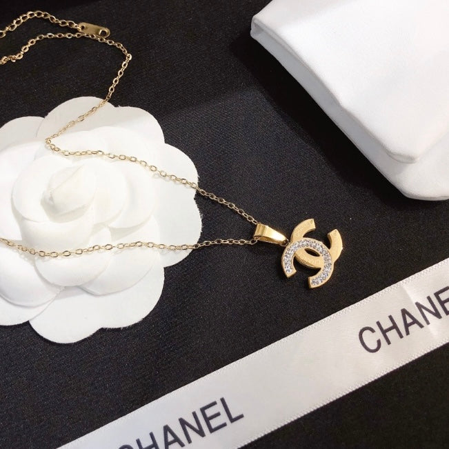 CHANEL NECKLACE