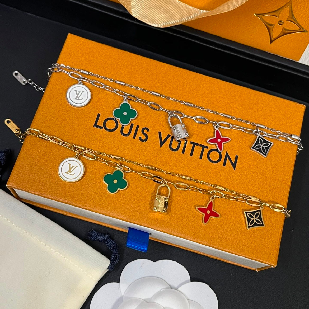 LV BRACELET