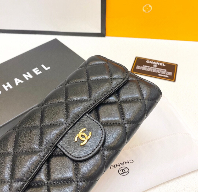 CHANEL WALLET