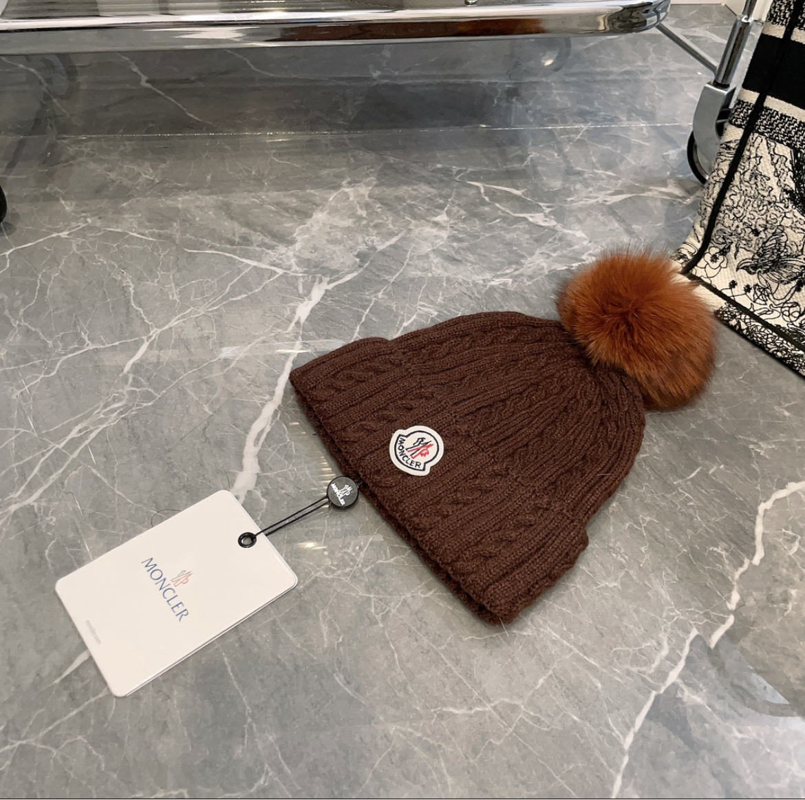 MONCLER BEANIE W/FUR