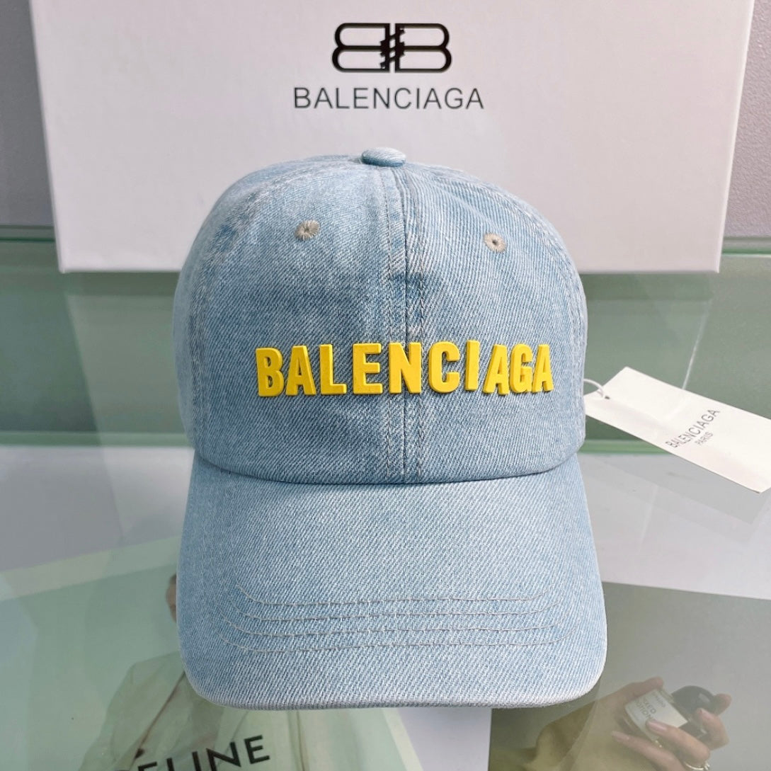 BALENCIAGA CAPS