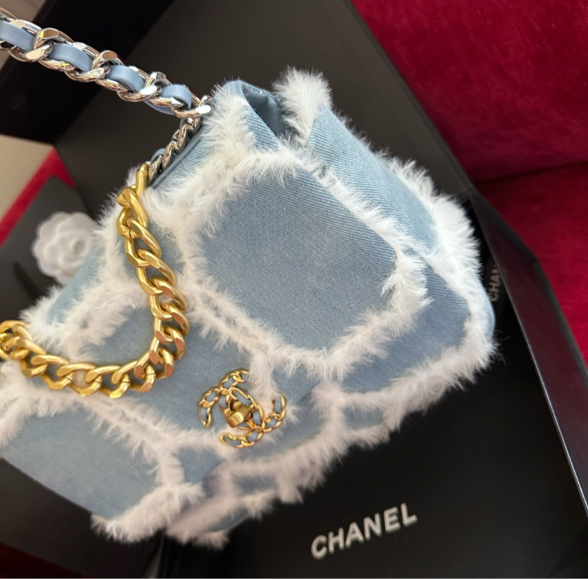 CHANEL BAG