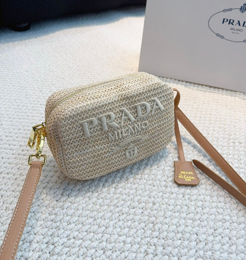 PRADA PURSE