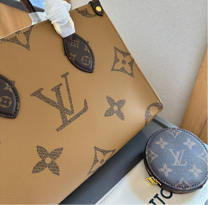 LV PURSE