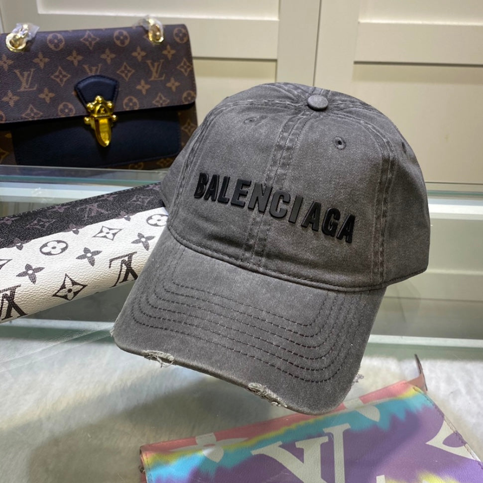 BALENCIAGA CAPS