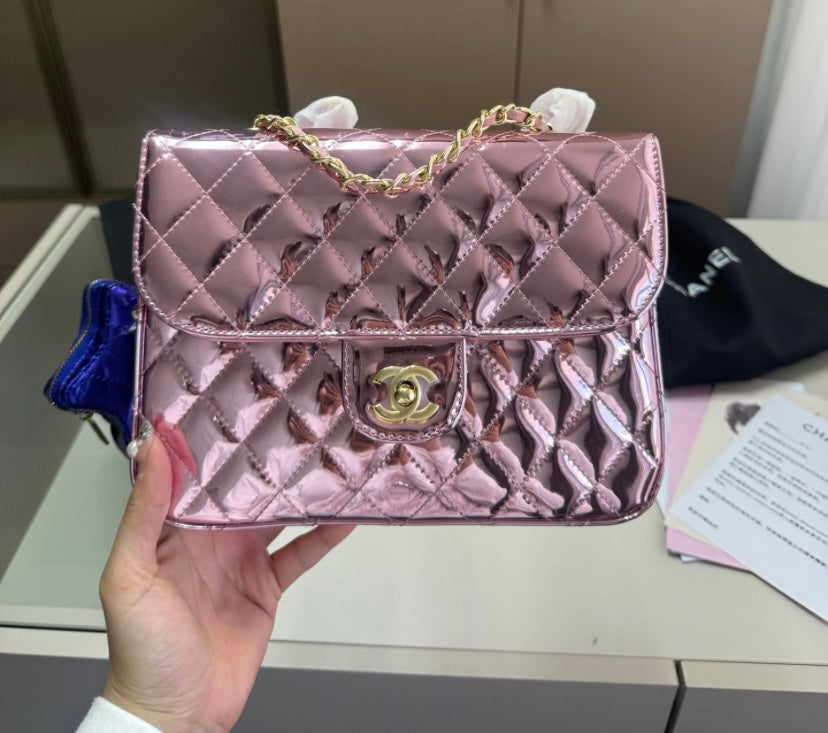 CHANEL BAG W/STAR COIN