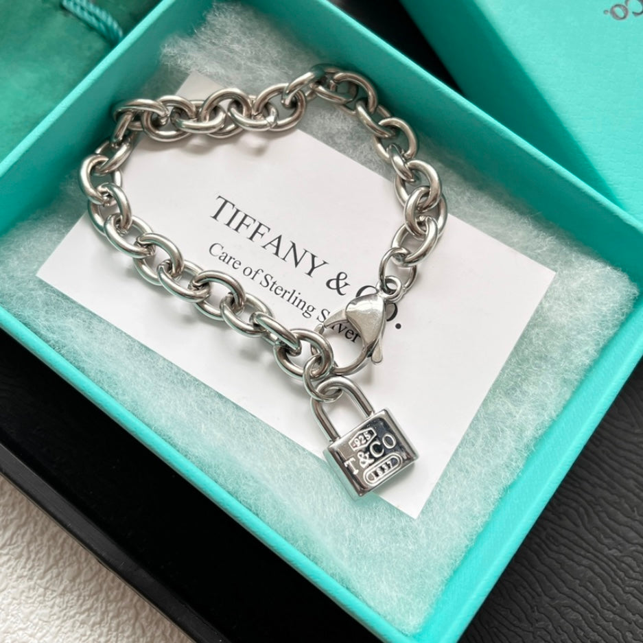 TIFFANY & CO. BRACELET