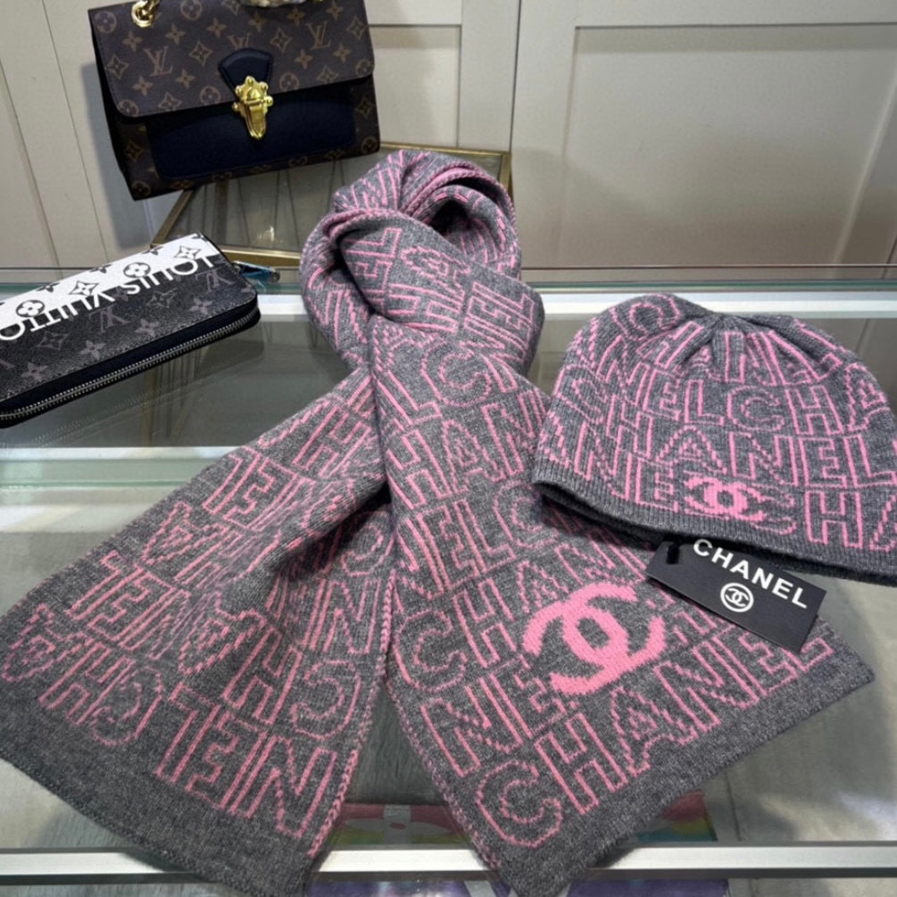 CHANEL BEANIE & SCARF SETS