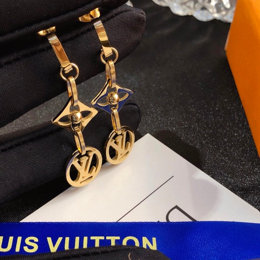 LV EARRINGS