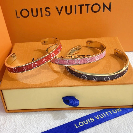 LV BRACELET