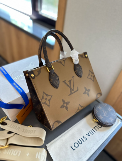 LV PURSE