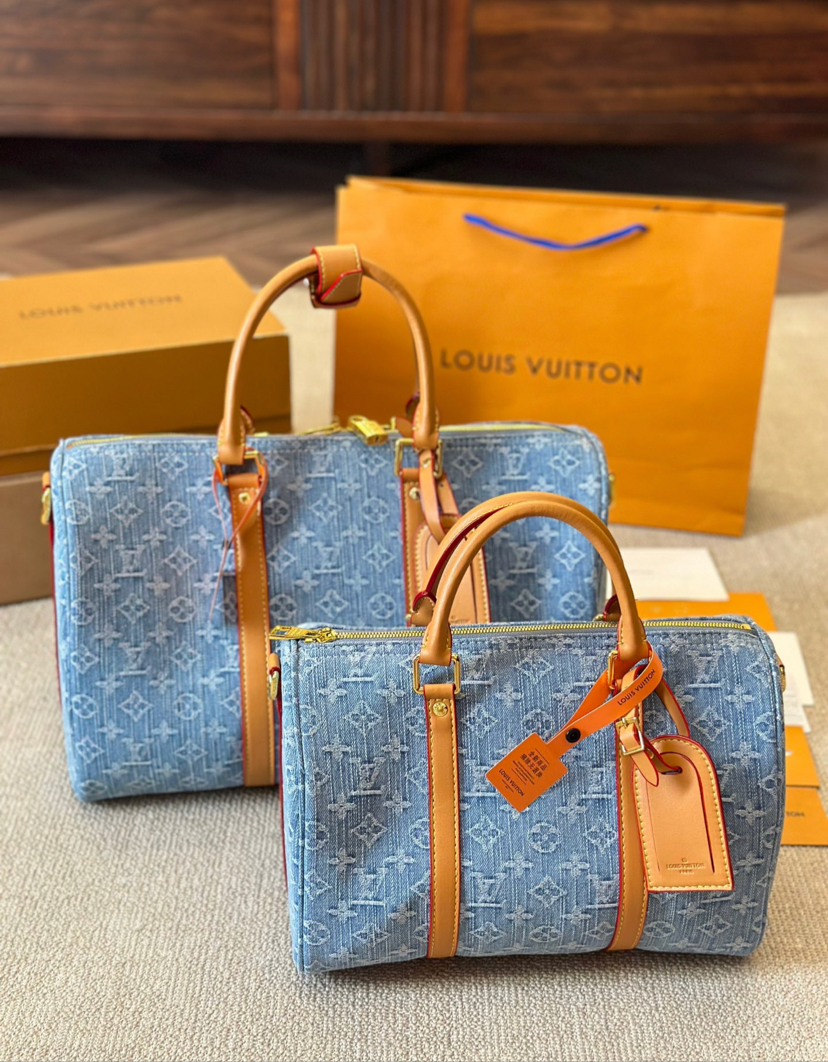 LV DUFFLE BAG