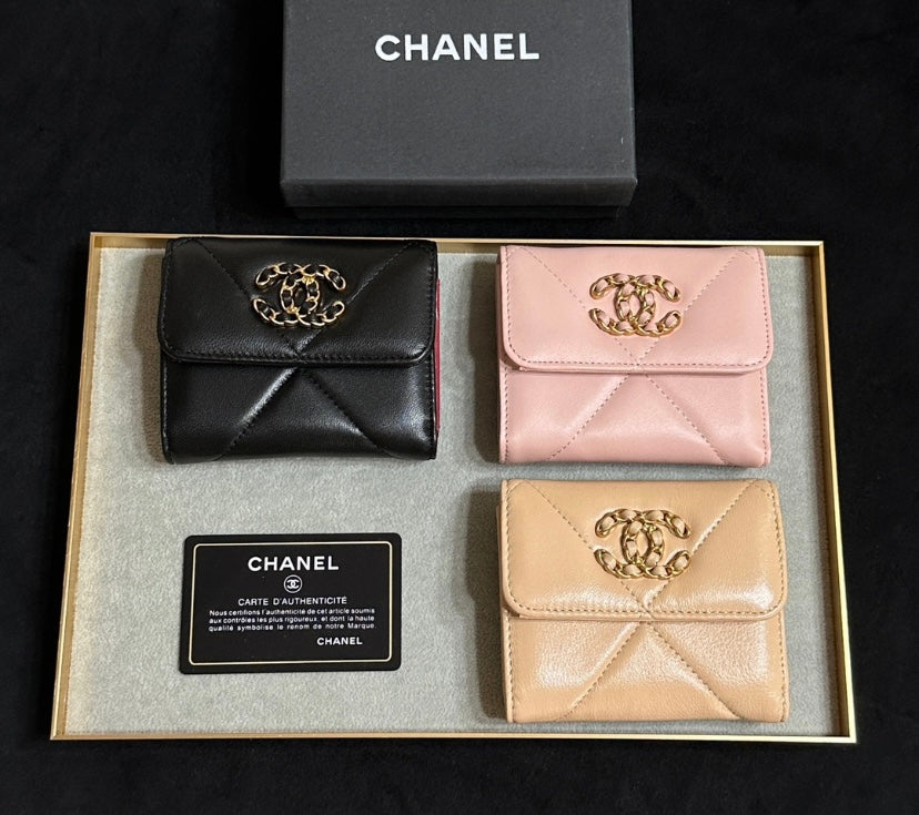 CHANEL WALLET