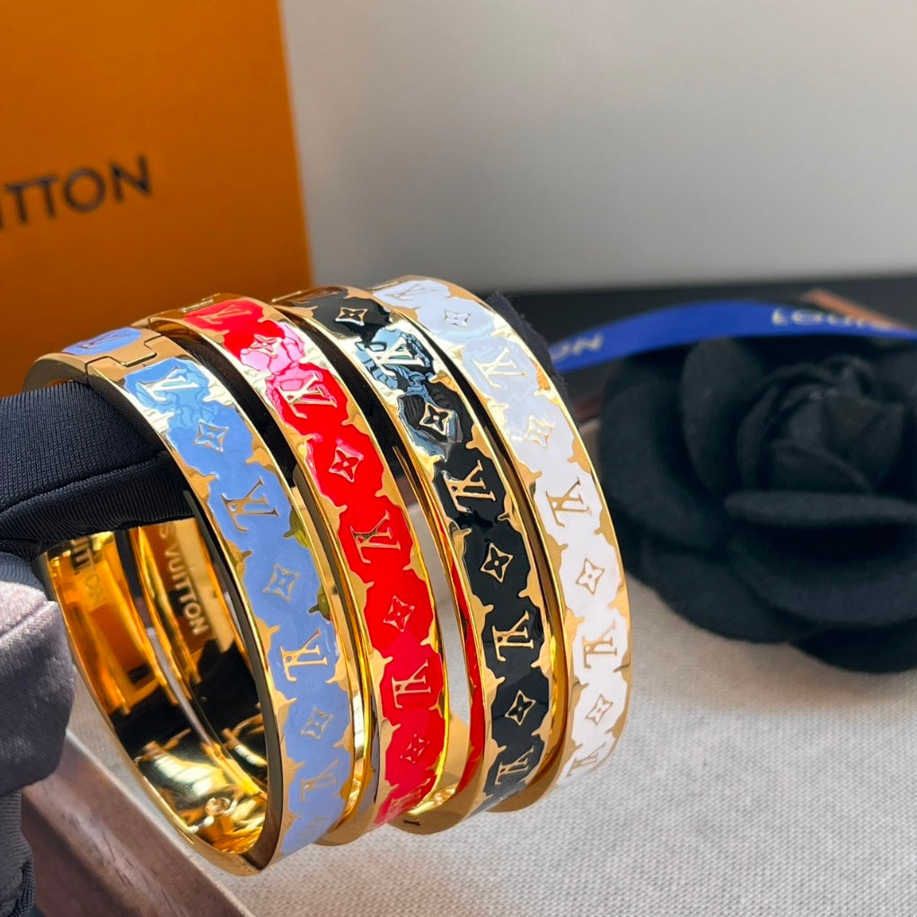 LV BRACELET