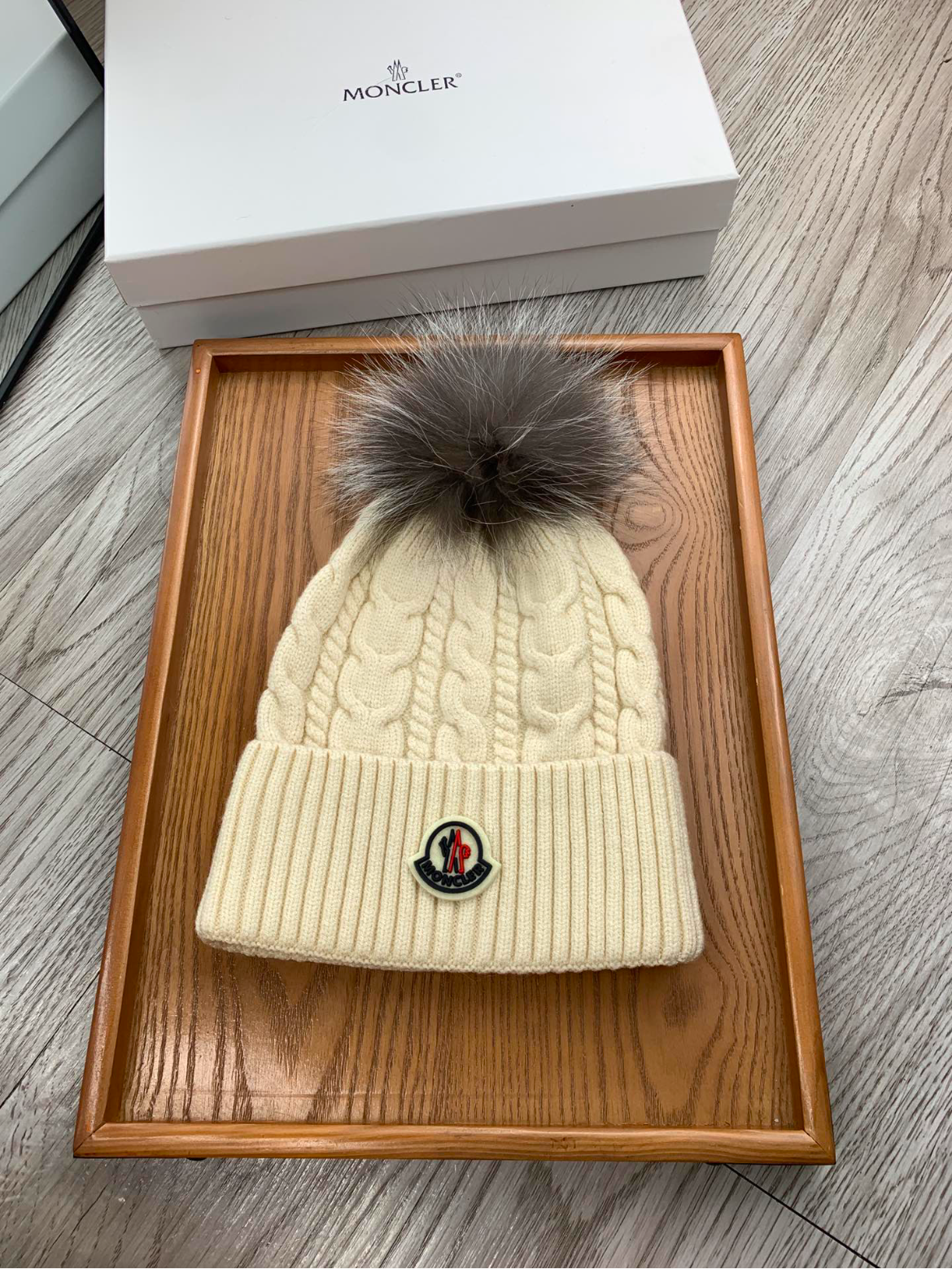 MONCLER BEANIE W/FUR