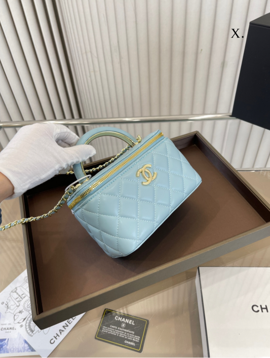 CHANEL HANDBAG