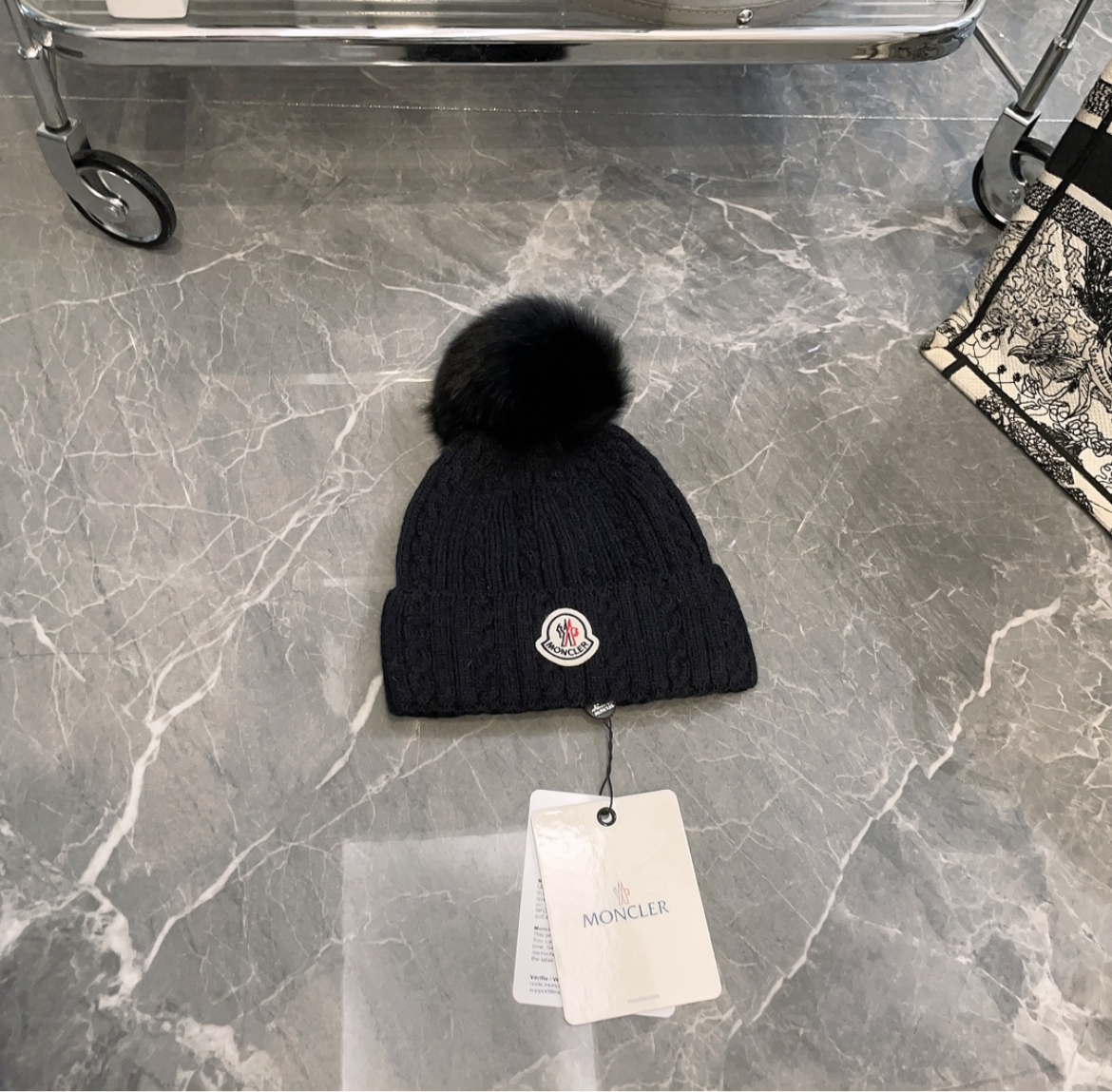 MONCLER BEANIE W/FUR