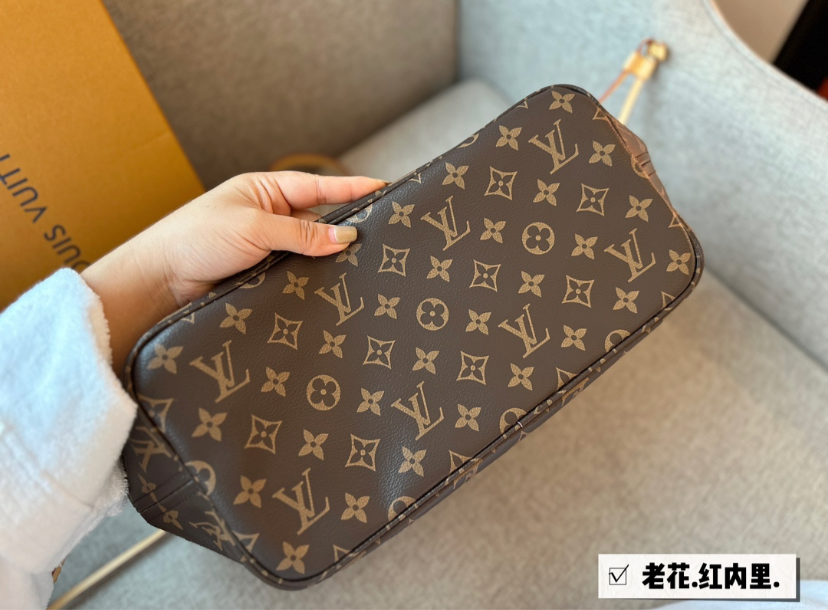 LV NEVERFULL PURSE