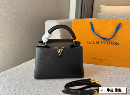 LV PURSE