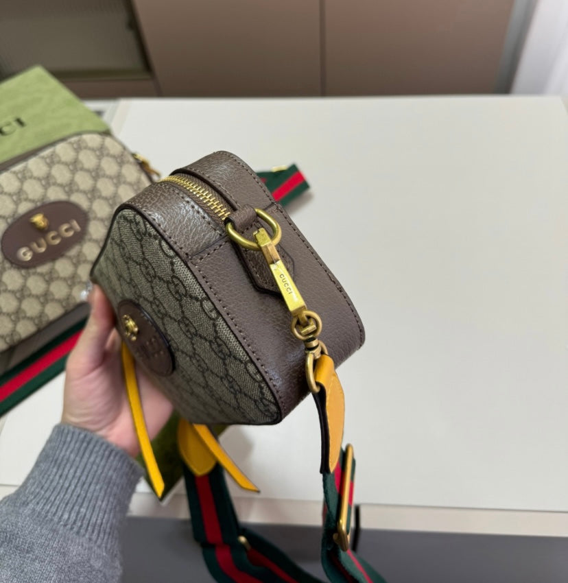 GUCCI PURSE