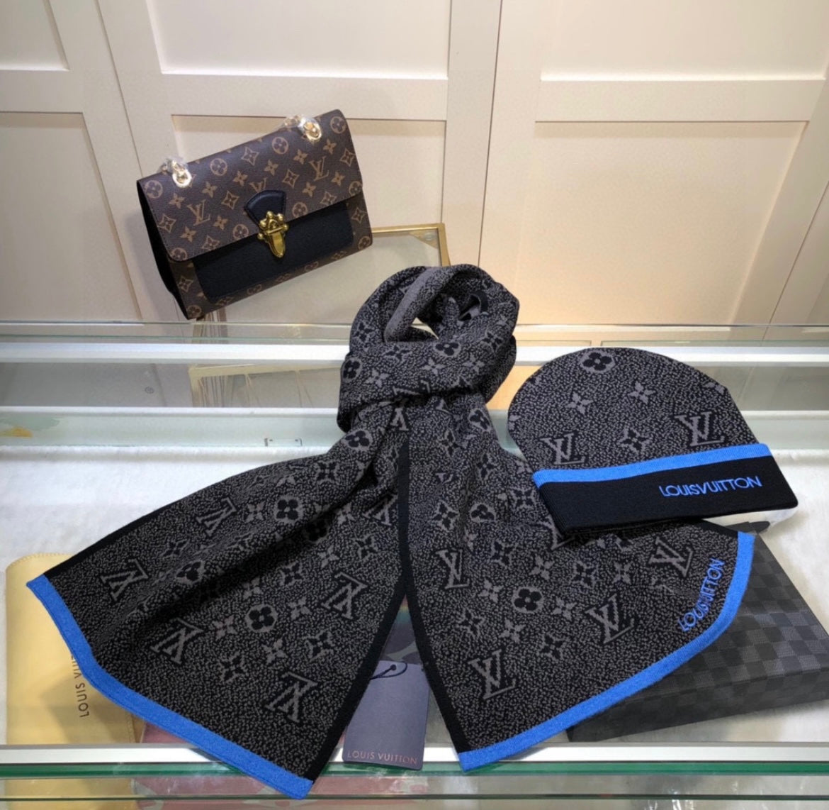 LV BEANIE & SCARF SETS