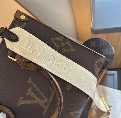 LV PURSE