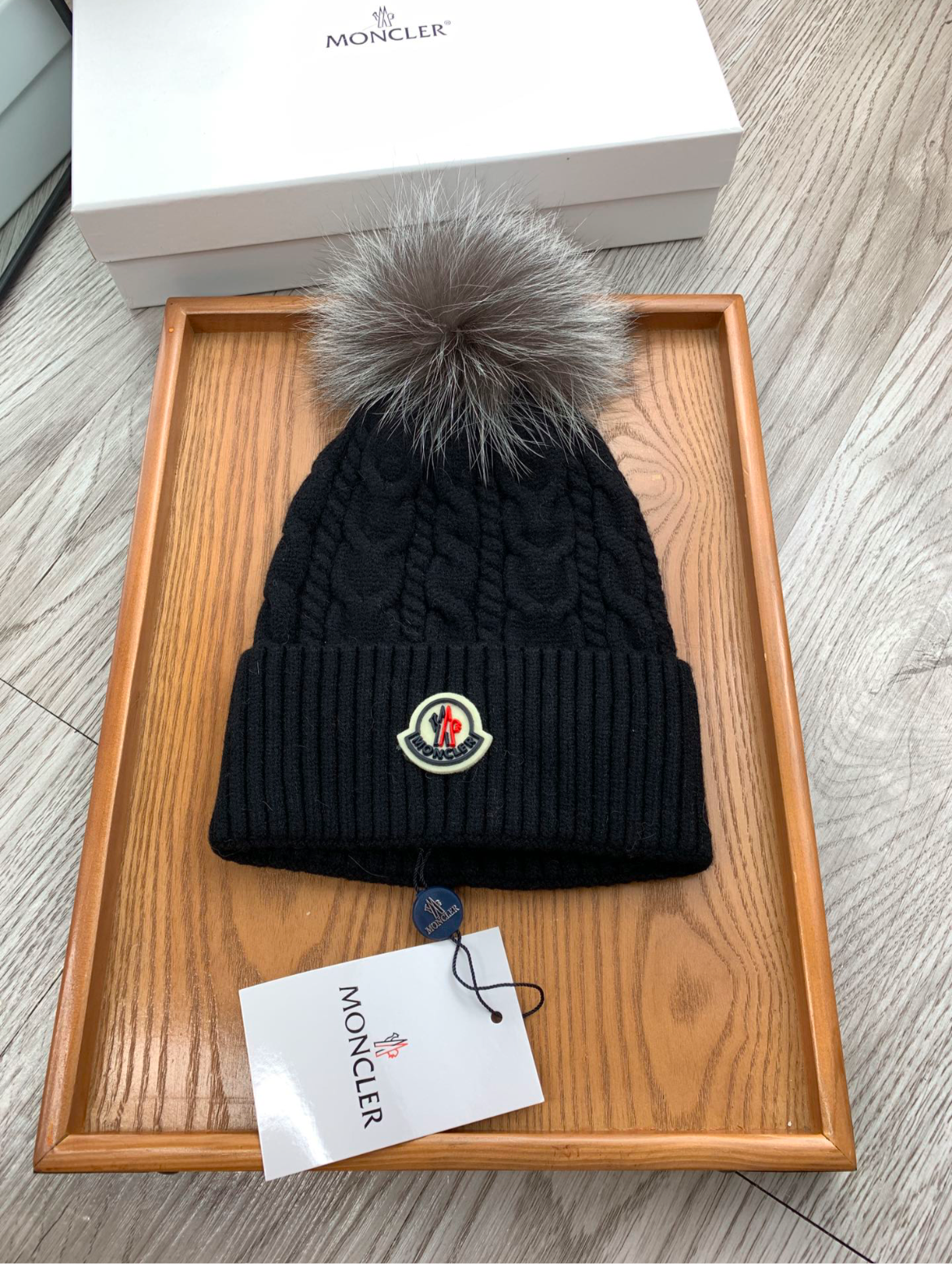 MONCLER BEANIE W/FUR