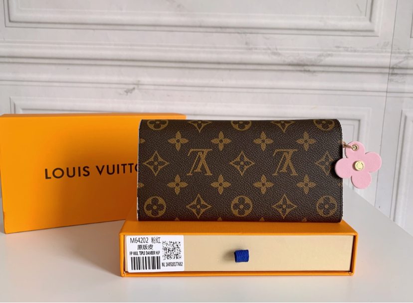 LV WALLET