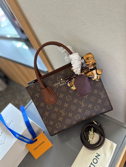 LV PURSE