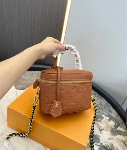 LV PURSE