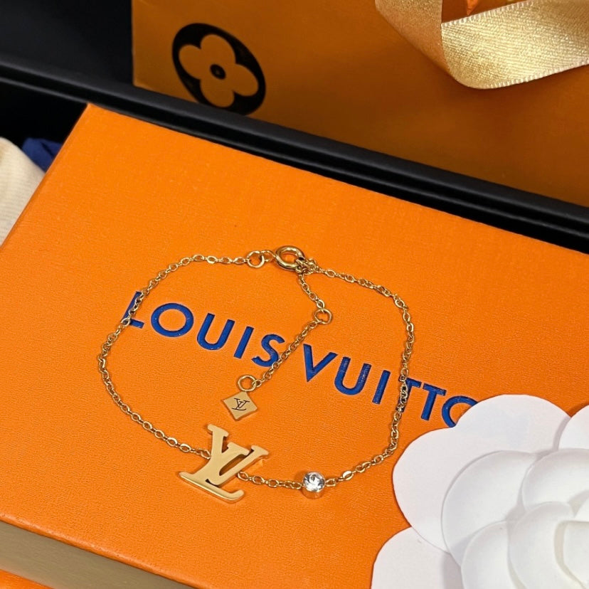 LV BRACELET