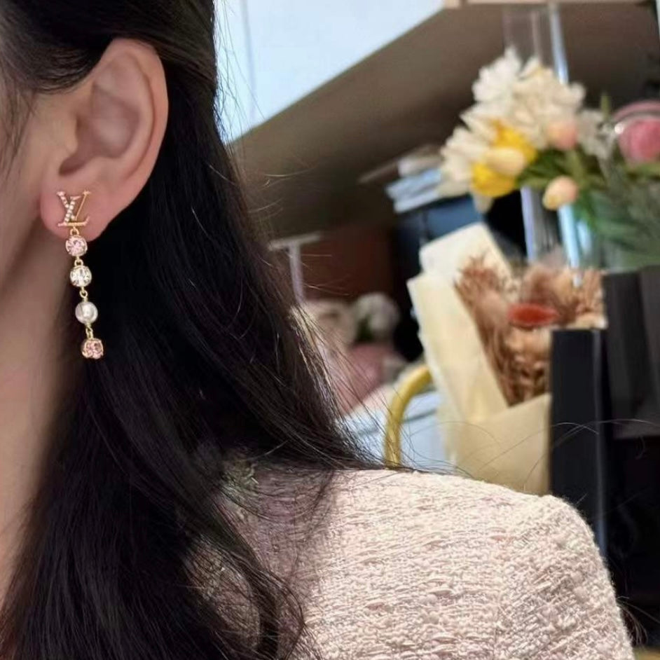 LV EARRINGS