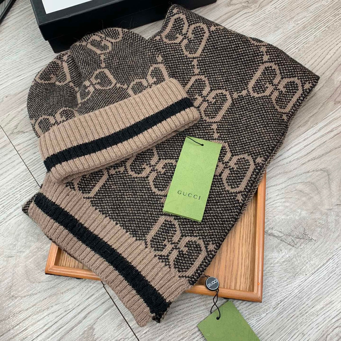 GUCCI BEANIE & SCARF SETS