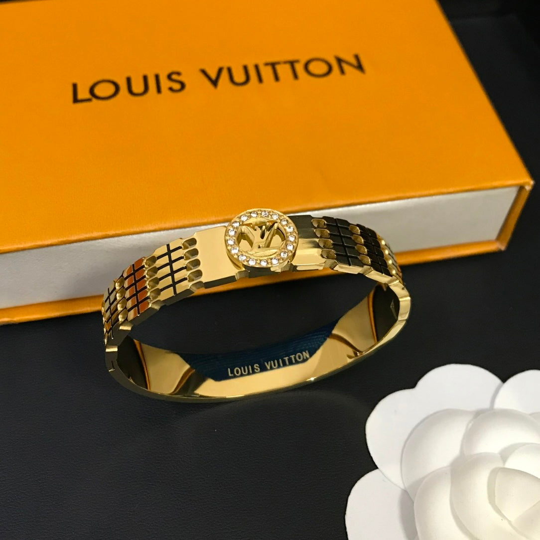 LV BRACELET