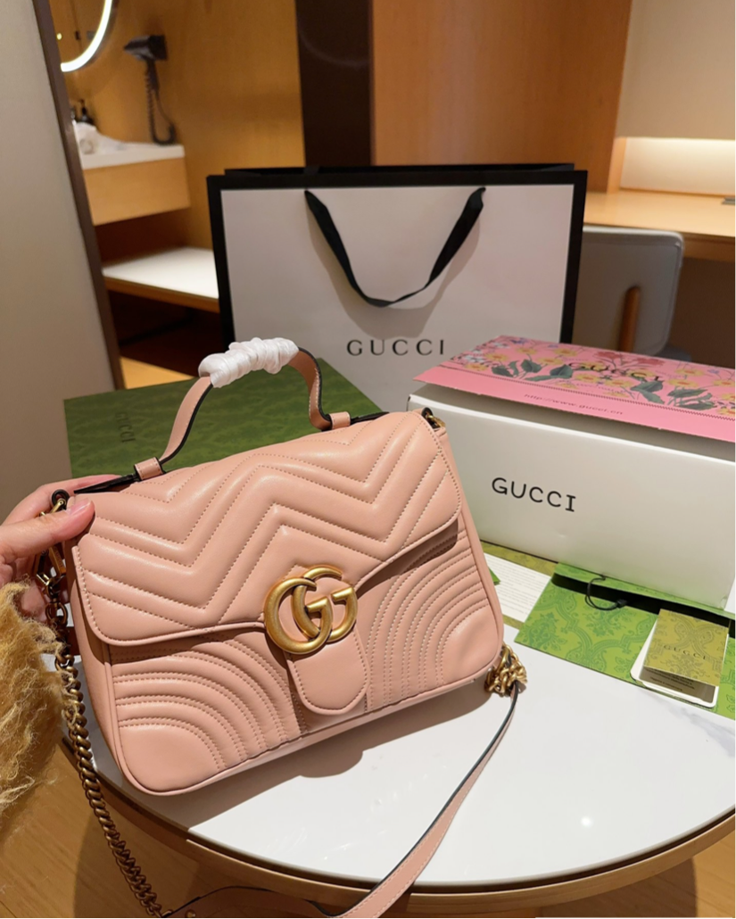 GUCCI PURSE