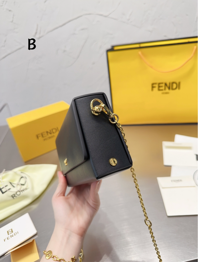 FENDI PURSE