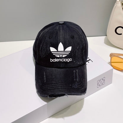 BALENCIAGA CAPS