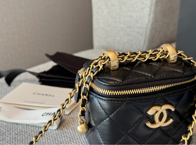 CHANEL PURSE